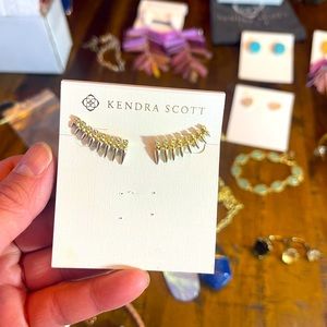 Kendra Scott climbers